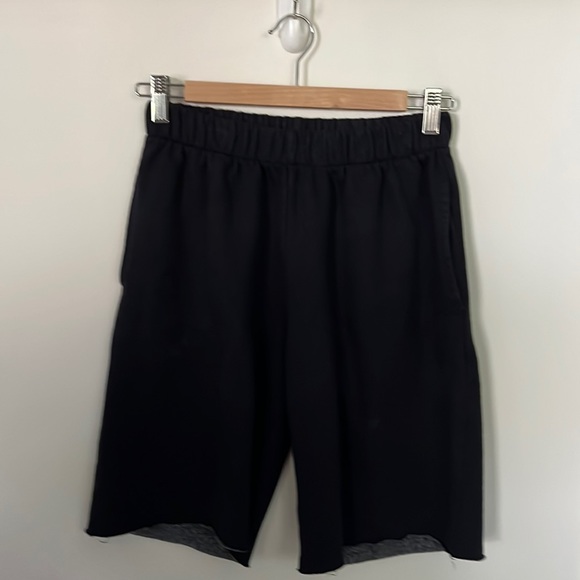 Brandy Melville sweatshorts - Picture 1 of 6